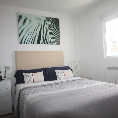 Little Peaceful Retreat Room With Bath, Heating, Terrace, Free Wifi Fridge Easy Parking Marbella Exterior photo